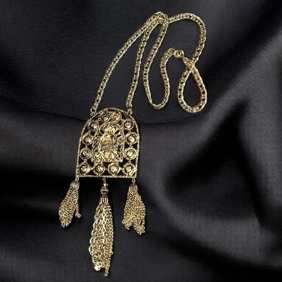 Vintage Buddha Gold Tone Rhinestone Pendant Necklace with Tassels - Picture 5 of 6